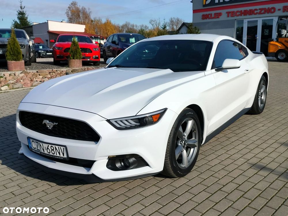 Ford Mustang 3.7 V6 - 1