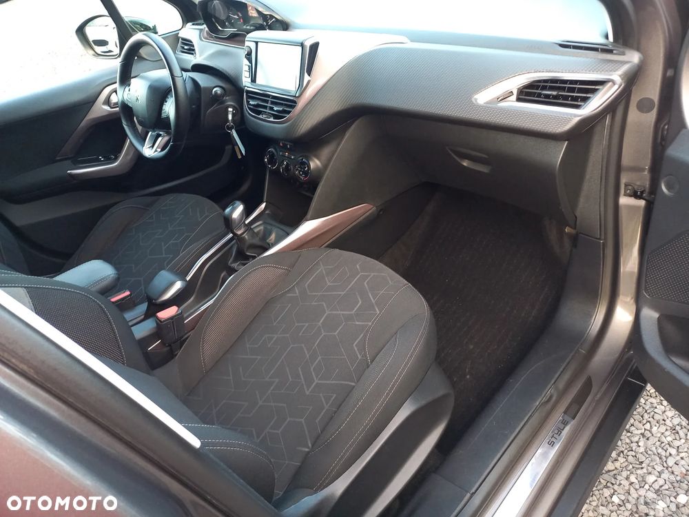 Peugeot 2008 e-HDi FAP 92 STOP & START Style - 21