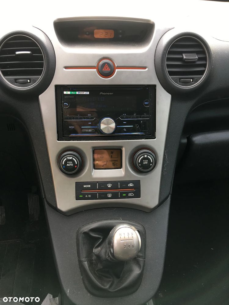Kia Carens 2.0 CRDi Voyage 7os - 11