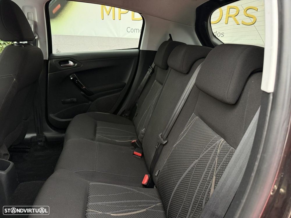 Peugeot 208 1.4 VTi Active - 14