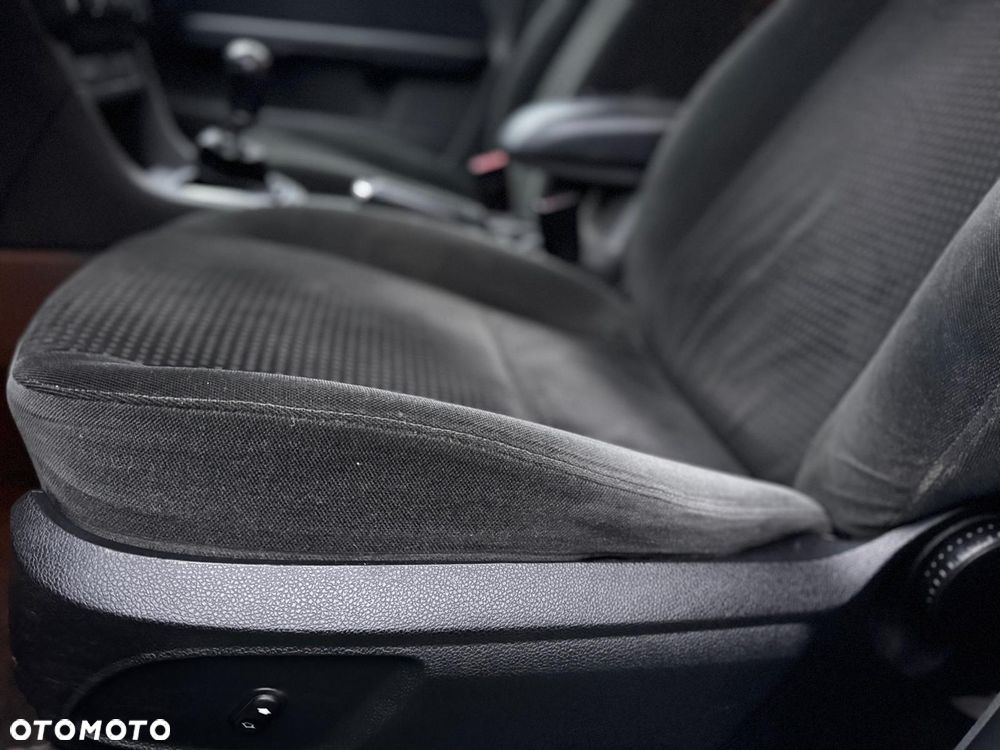 Ford Focus 1.6 16V Ghia - 5