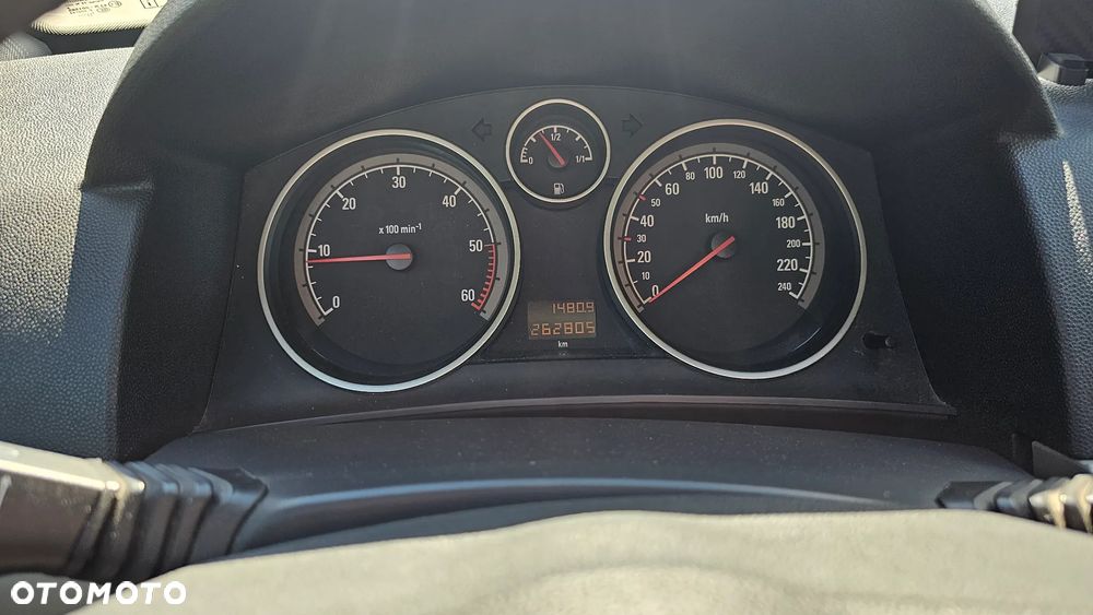 Opel Astra 1.7 CDTI DPF - 12