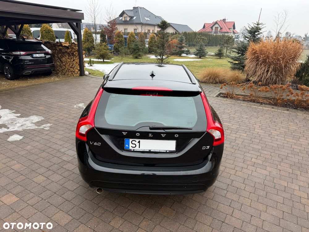 Volvo V60 D3 Summum - 18