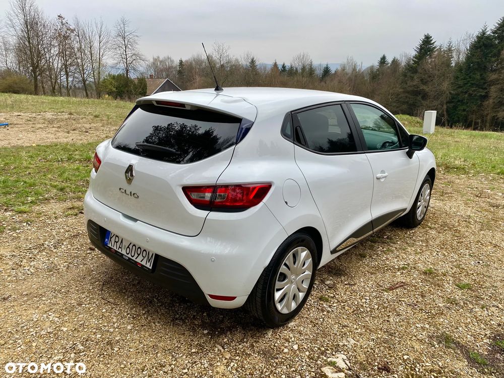 Renault Clio 1.2 16V Alize - 6