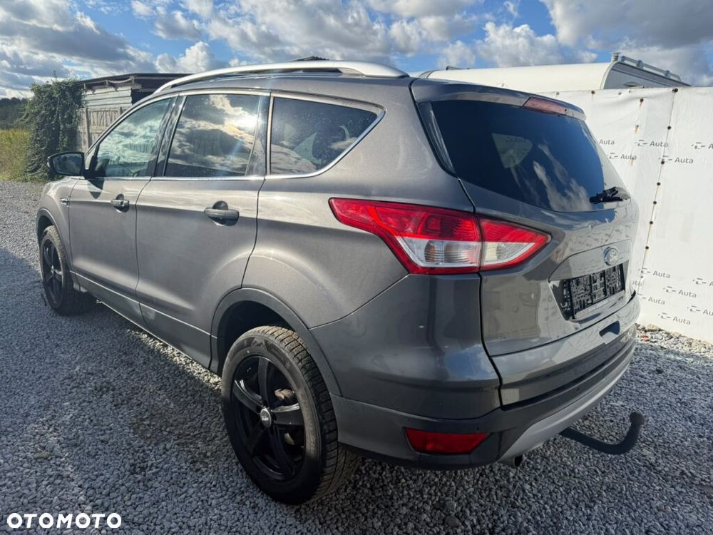 Ford Kuga 1.6 EcoBoost 2x4 Trend - 4