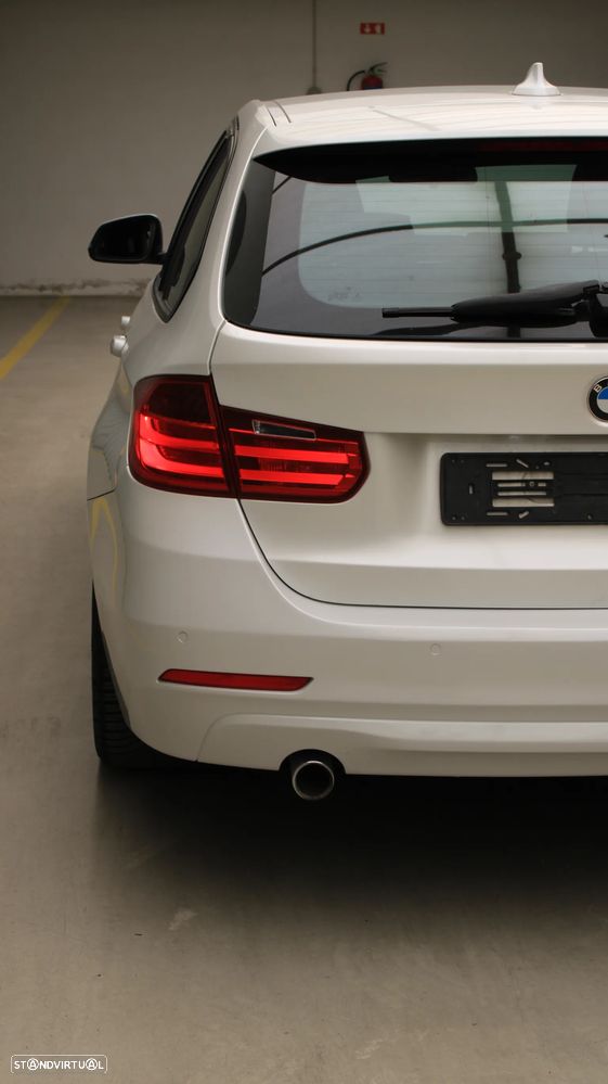 BMW 320 d Sport-Aut. Luxury Line - 37