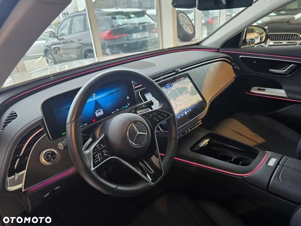 Mercedes-Benz Klasa E - 2