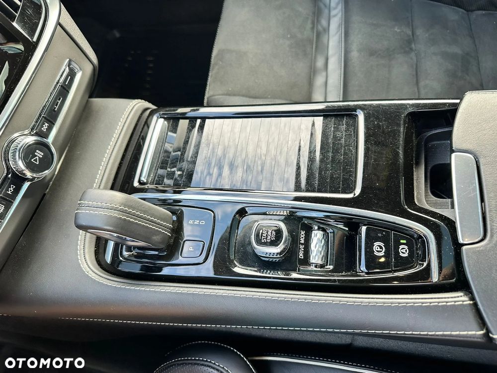 Volvo V90 T6 AWD Plug-In Hybrid Inscription Expression - 17