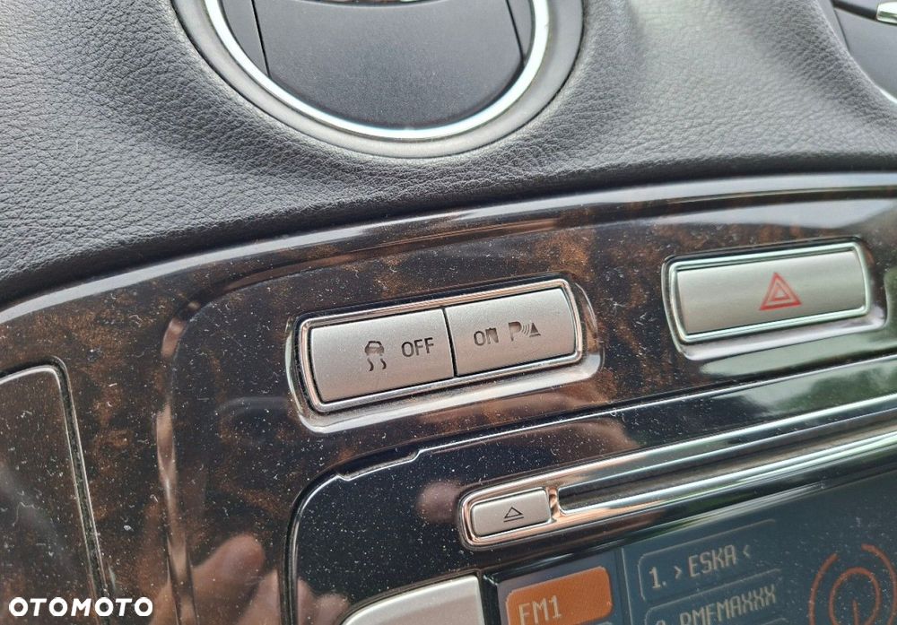 Ford Mondeo - 28