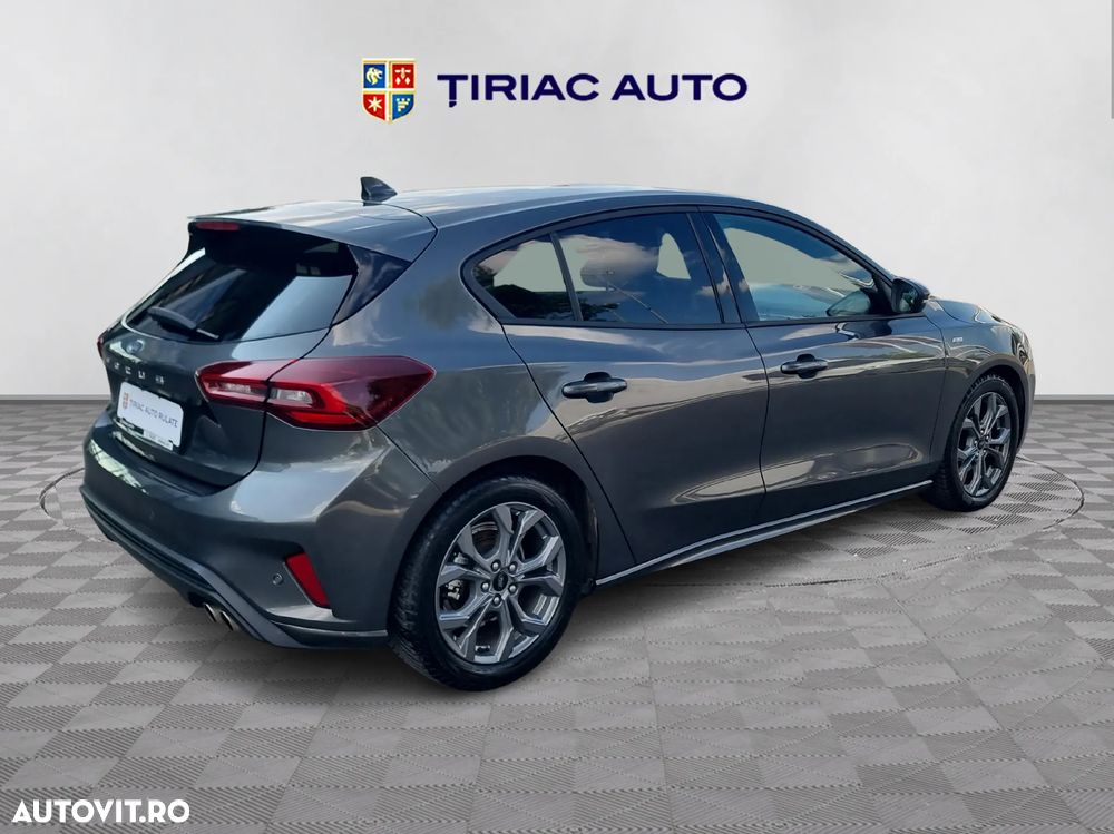 Ford Focus 1.5 EcoBlue Start-Stopp-System Aut. ST-LINE DESIGN - 6