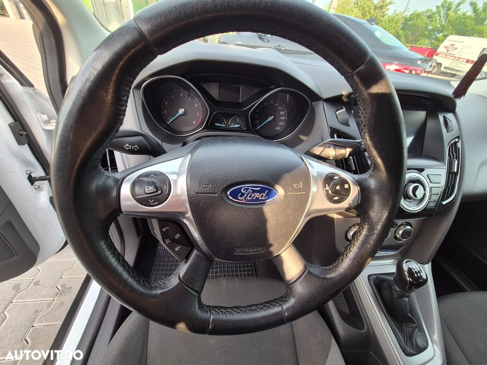 Ford Focus 1.6 TI-VCT Trend - 10