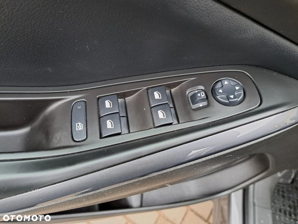 Opel Grandland X - 32