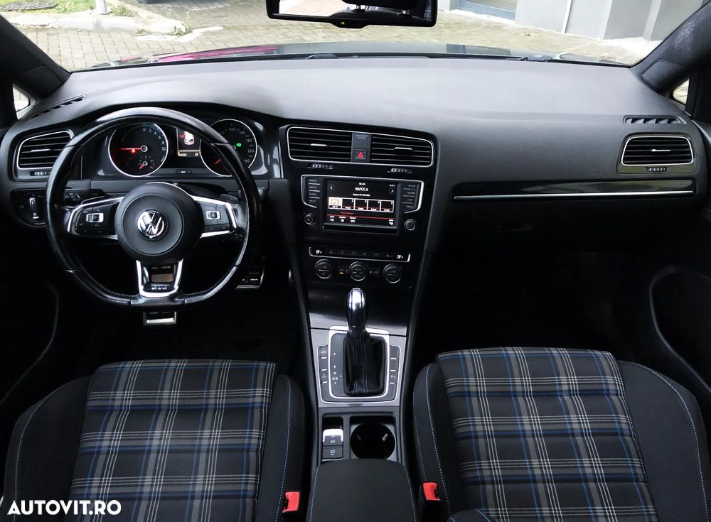 Volkswagen Golf GTE - 6