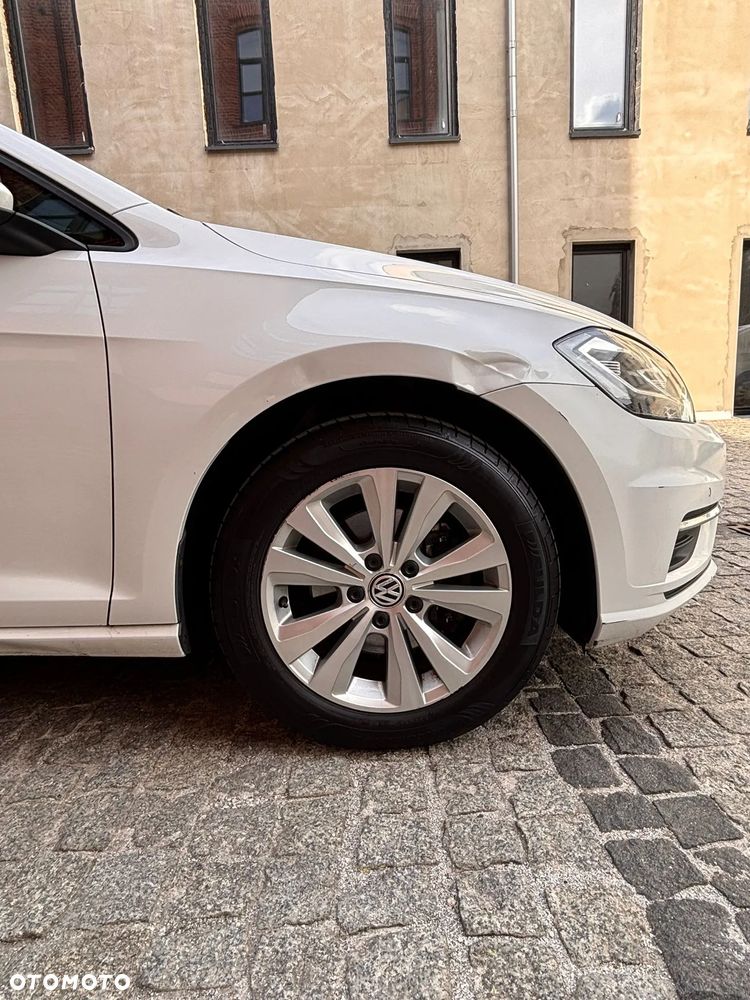 Volkswagen Golf 1.6 TDI BMT Comfortline - 21