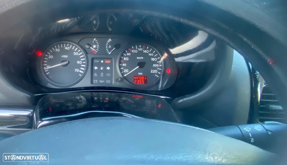 Renault Clio 1.5 dCi Extreme - 12