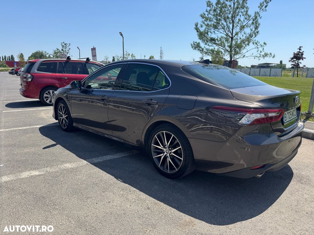 Toyota Camry 2.5 Exclusive - 2