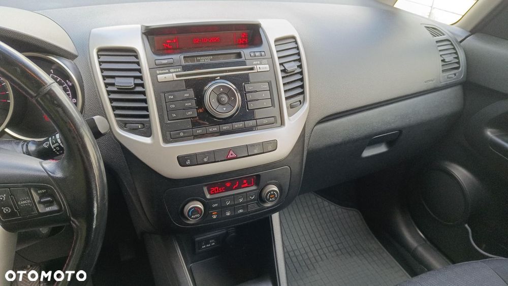 Kia Venga - 16
