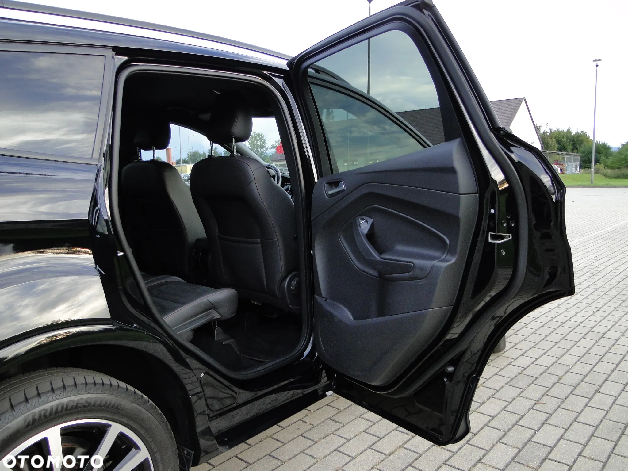 Ford Kuga 2.0 TDCi AWD ST-Line Black - 16