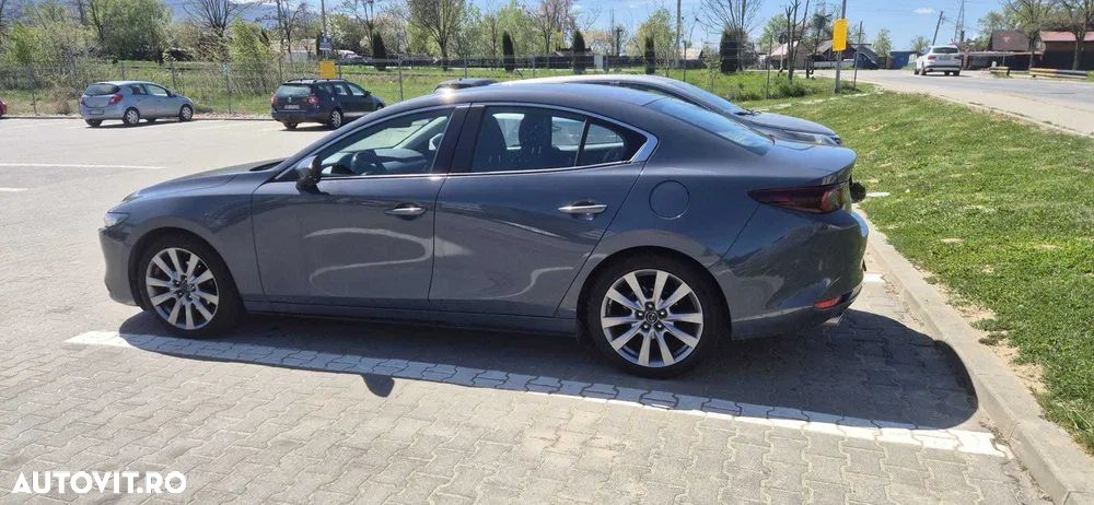 Mazda 3 - 5