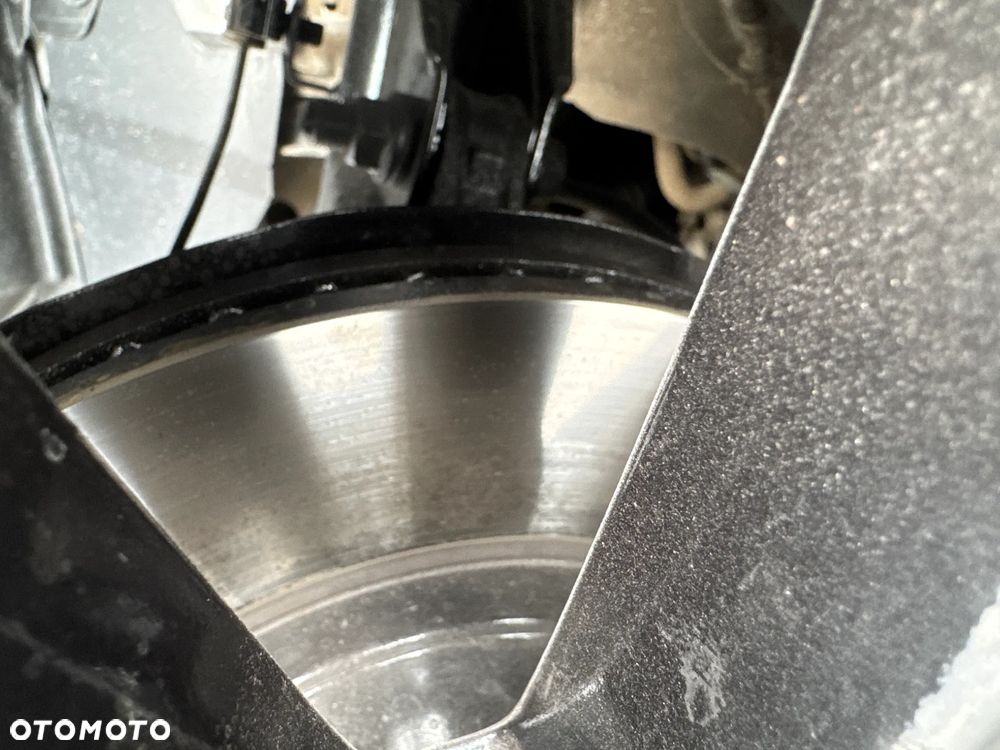 Subaru Forester 2.0 i Platinum (EyeSight) Lineartronic - 35