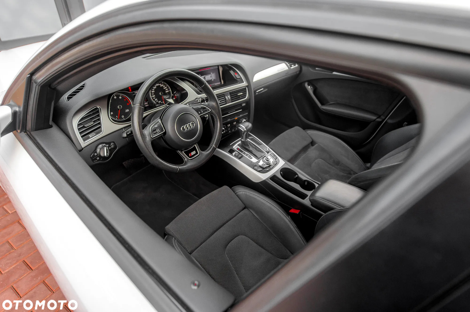 Audi A4 Avant 2.0 TFSI quattro S tronic S line Sportpaket - 17