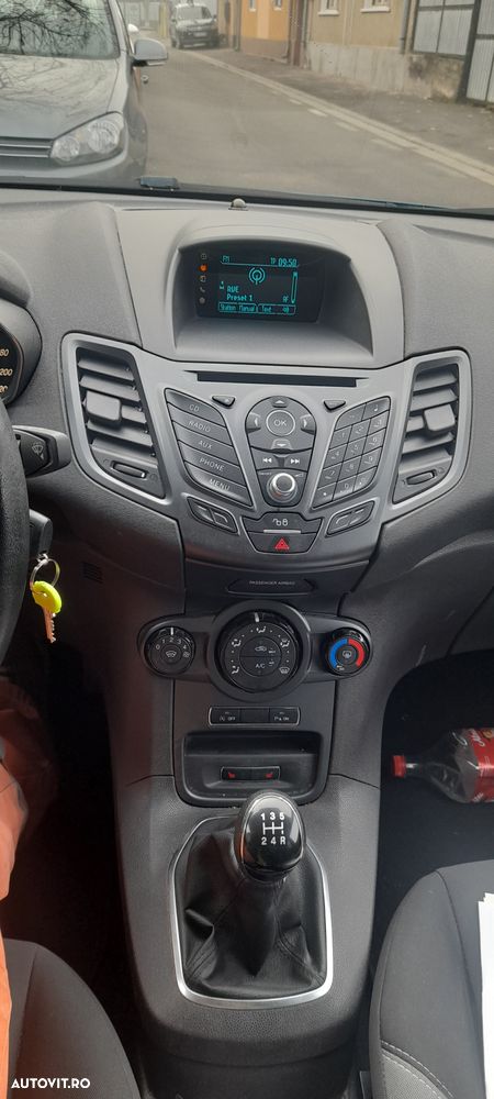 Ford Fiesta - 6