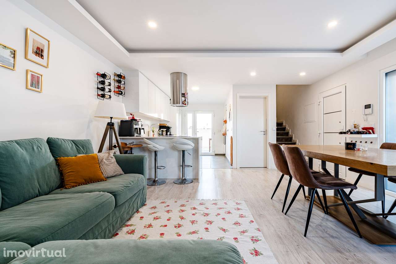 Moradia T3 com Garagem - Fernão Ferro - Grande imagem: 5/44