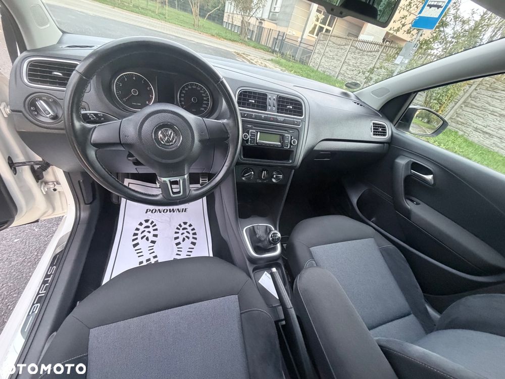 Volkswagen Polo - 15