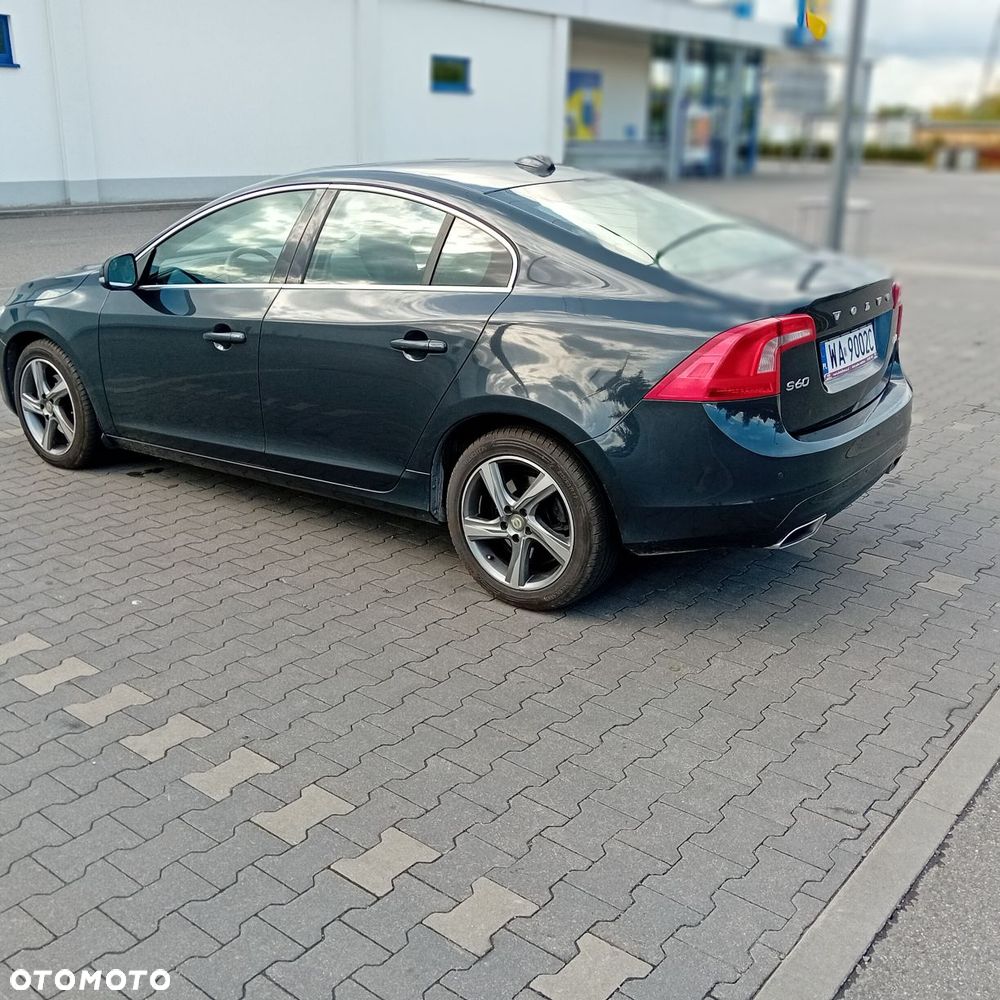 Volvo S60 D4 Geartronic Summum - 3