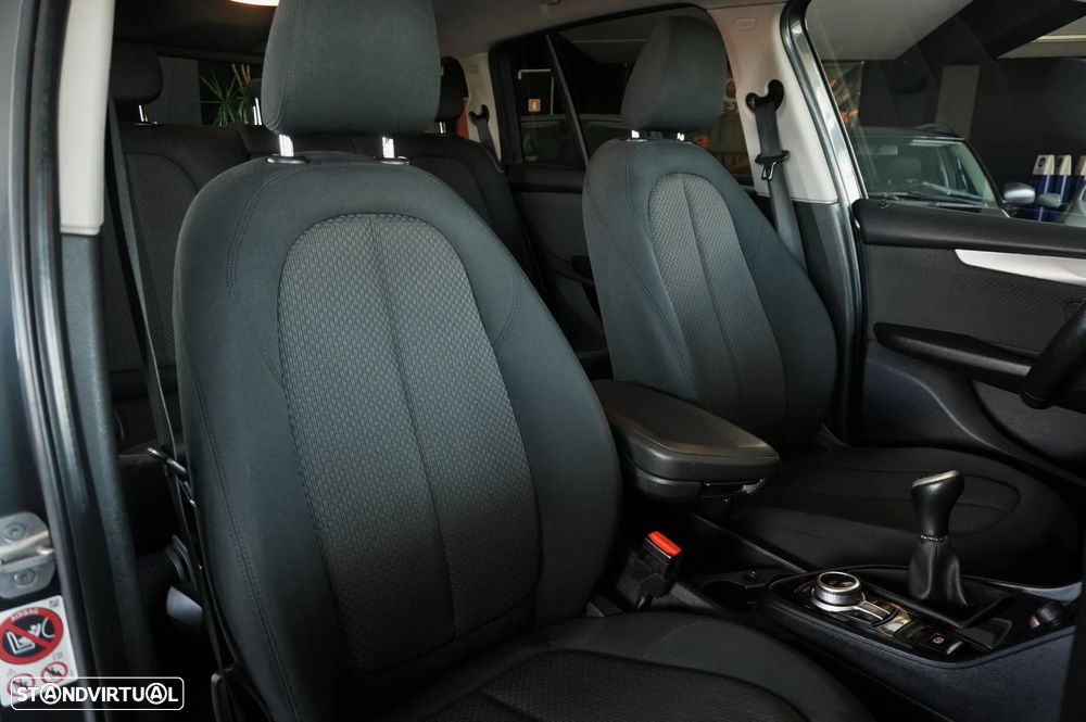 BMW 216 Gran Tourer d 7L Line Luxury - 23