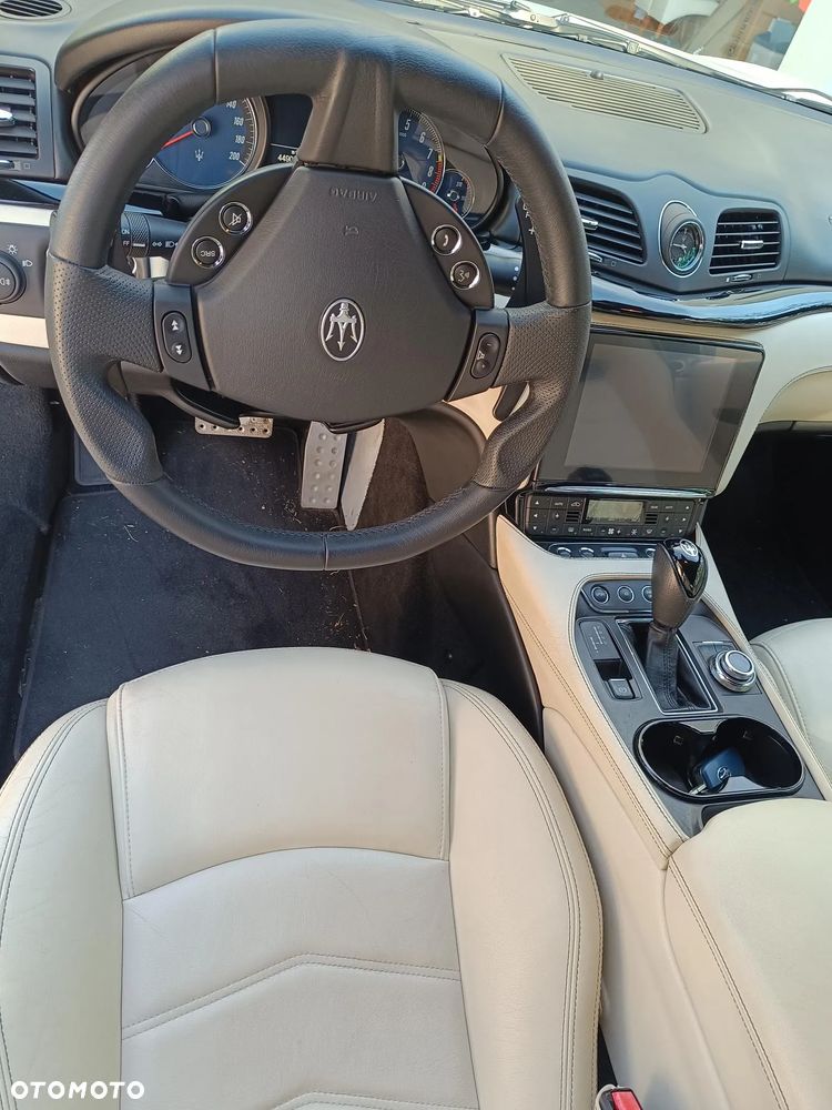 Maserati GranTurismo S Automatik - 6