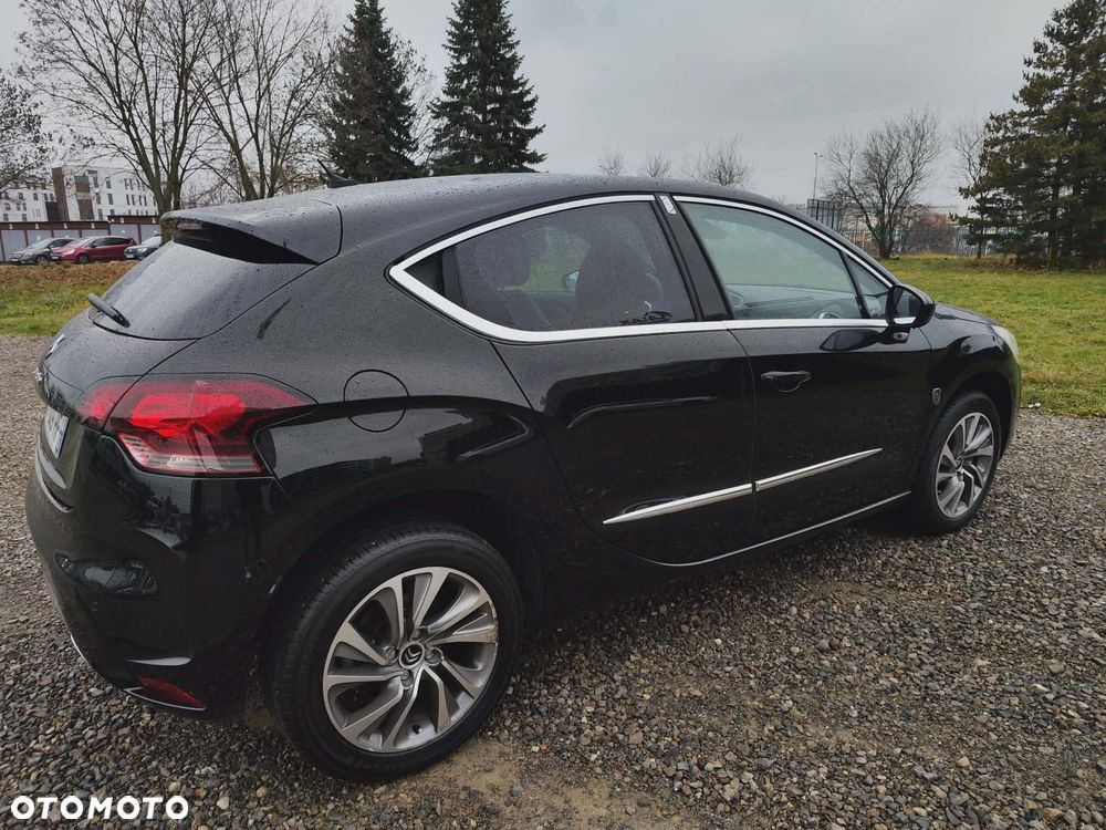 Citroën DS4 HDi 110 Chic - 10