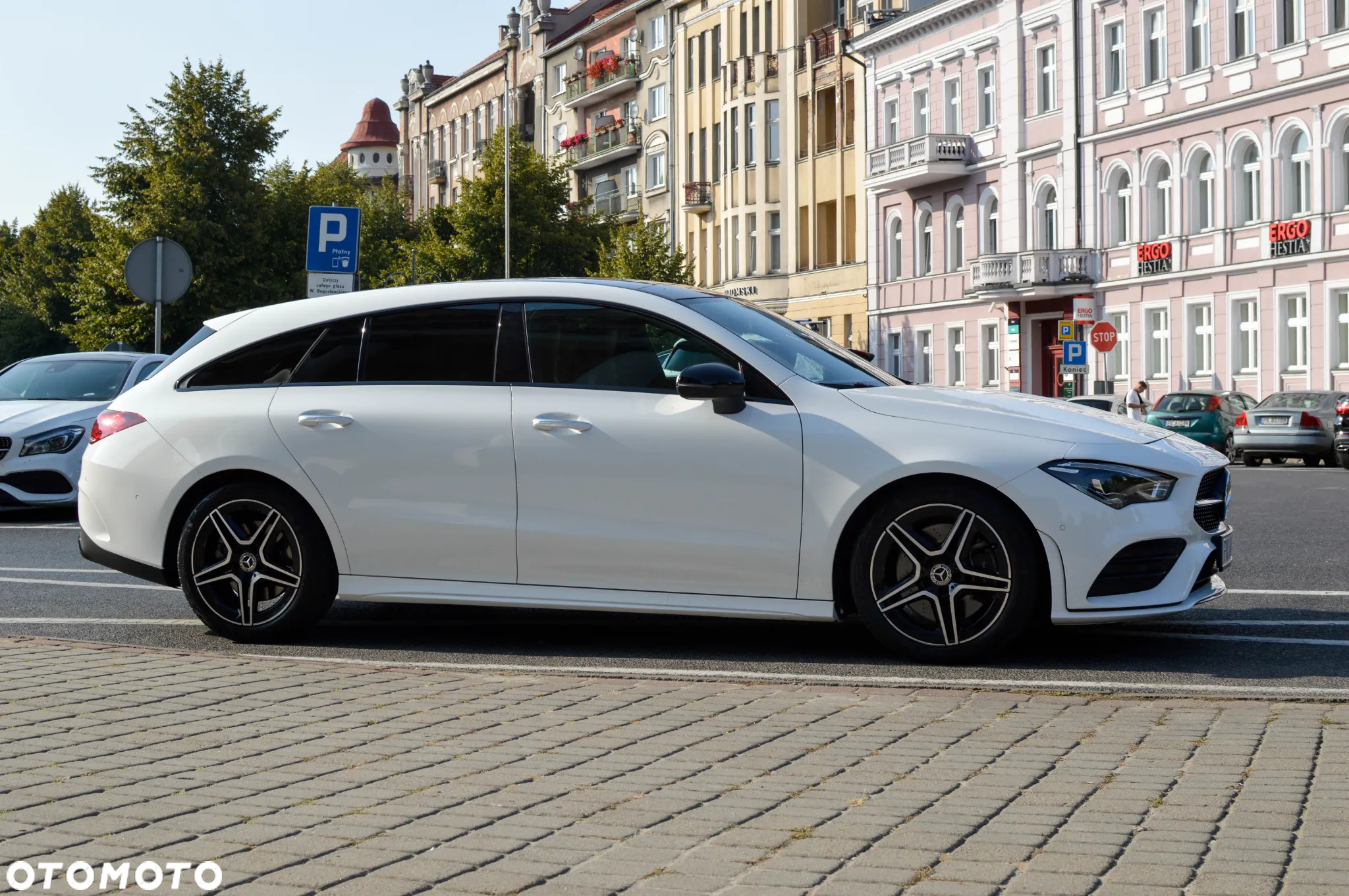 Mercedes-Benz CLA 250 4-Matic AMG Line 7G-DCT - 15