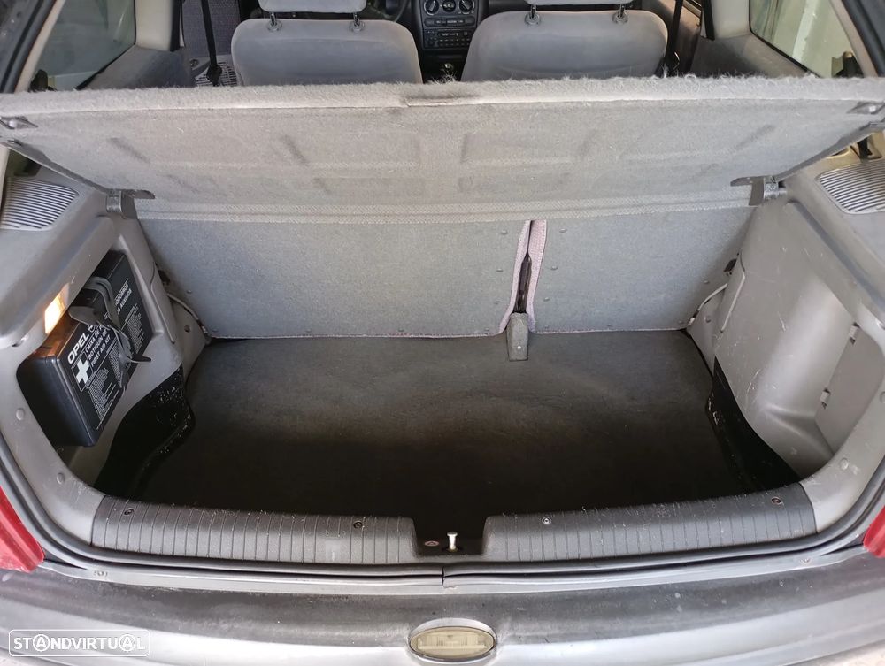 Opel Corsa 1.2 Swing - 10