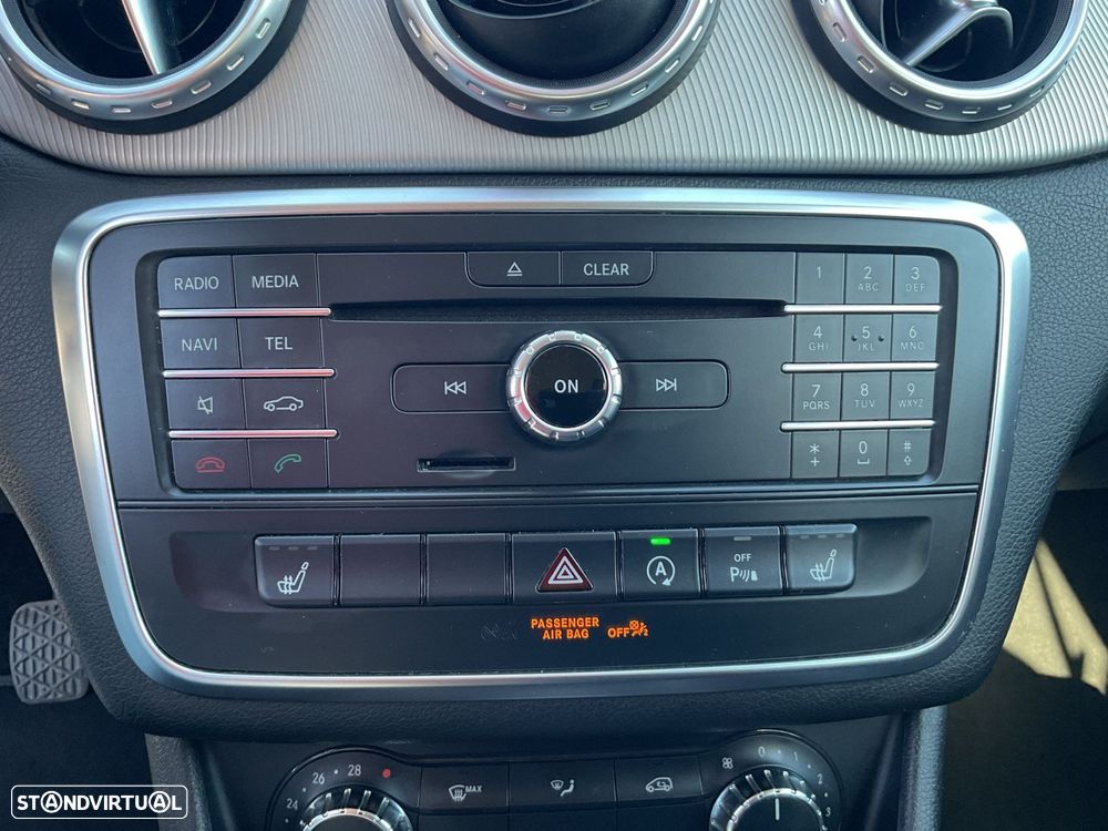 Mercedes-Benz GLA 180 d - 23