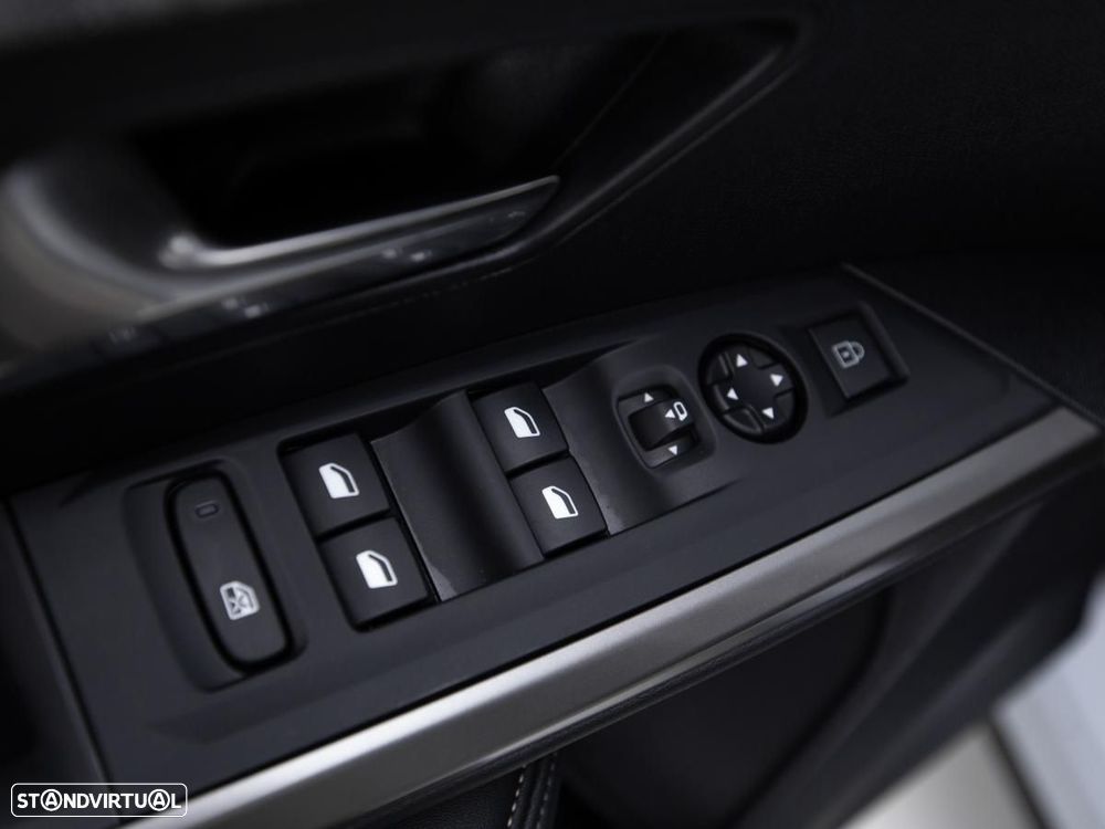 Peugeot 3008 1.2 Hybrid Allure e-DCS6 - 14