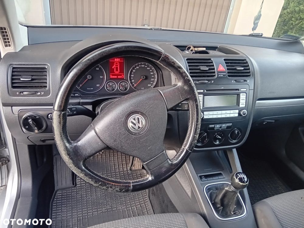 Volkswagen Golf 1.9 TDI Comfortline - 5