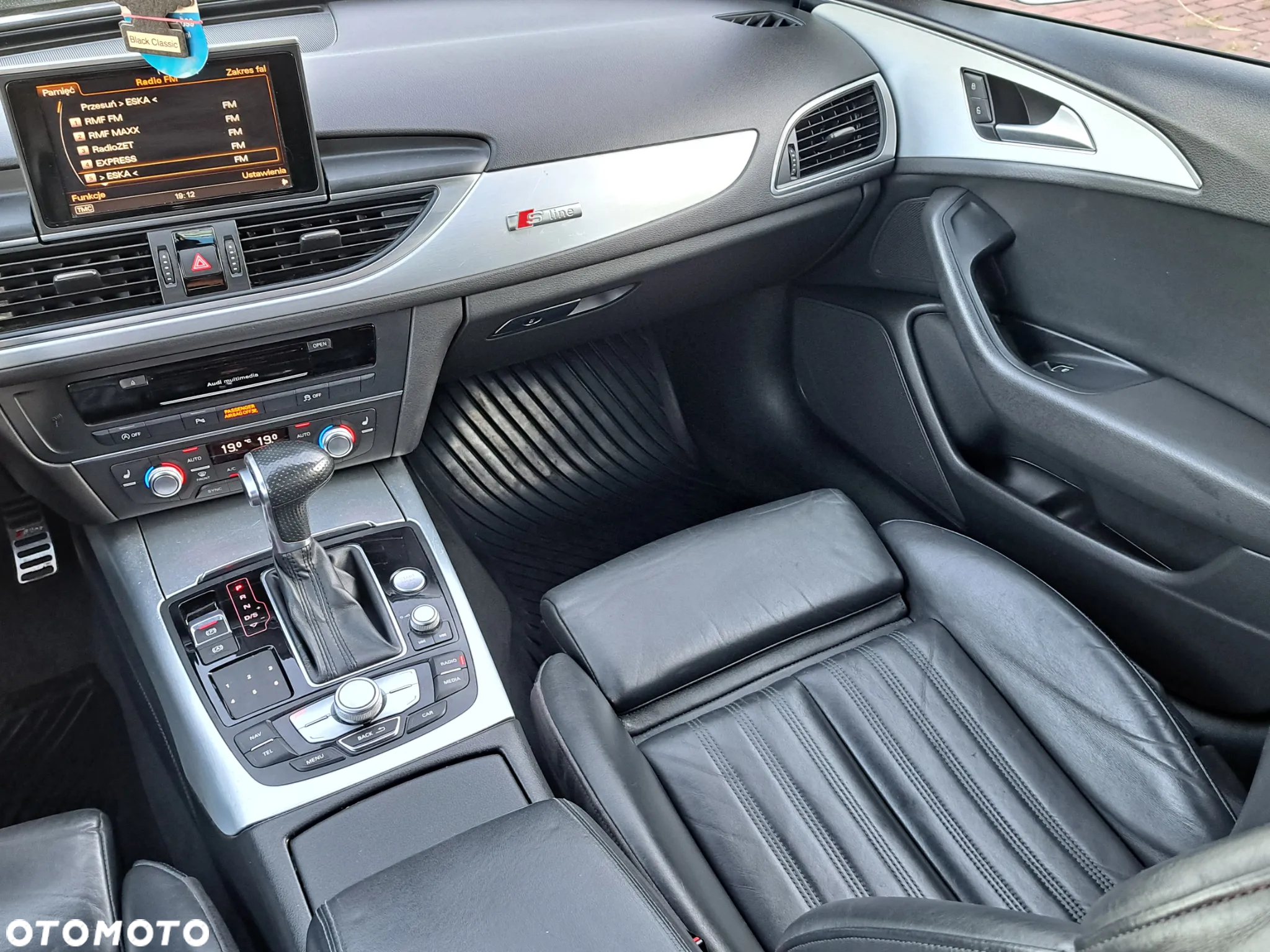Audi A6 Avant 2.0 TDI Ultra S tronic - 12