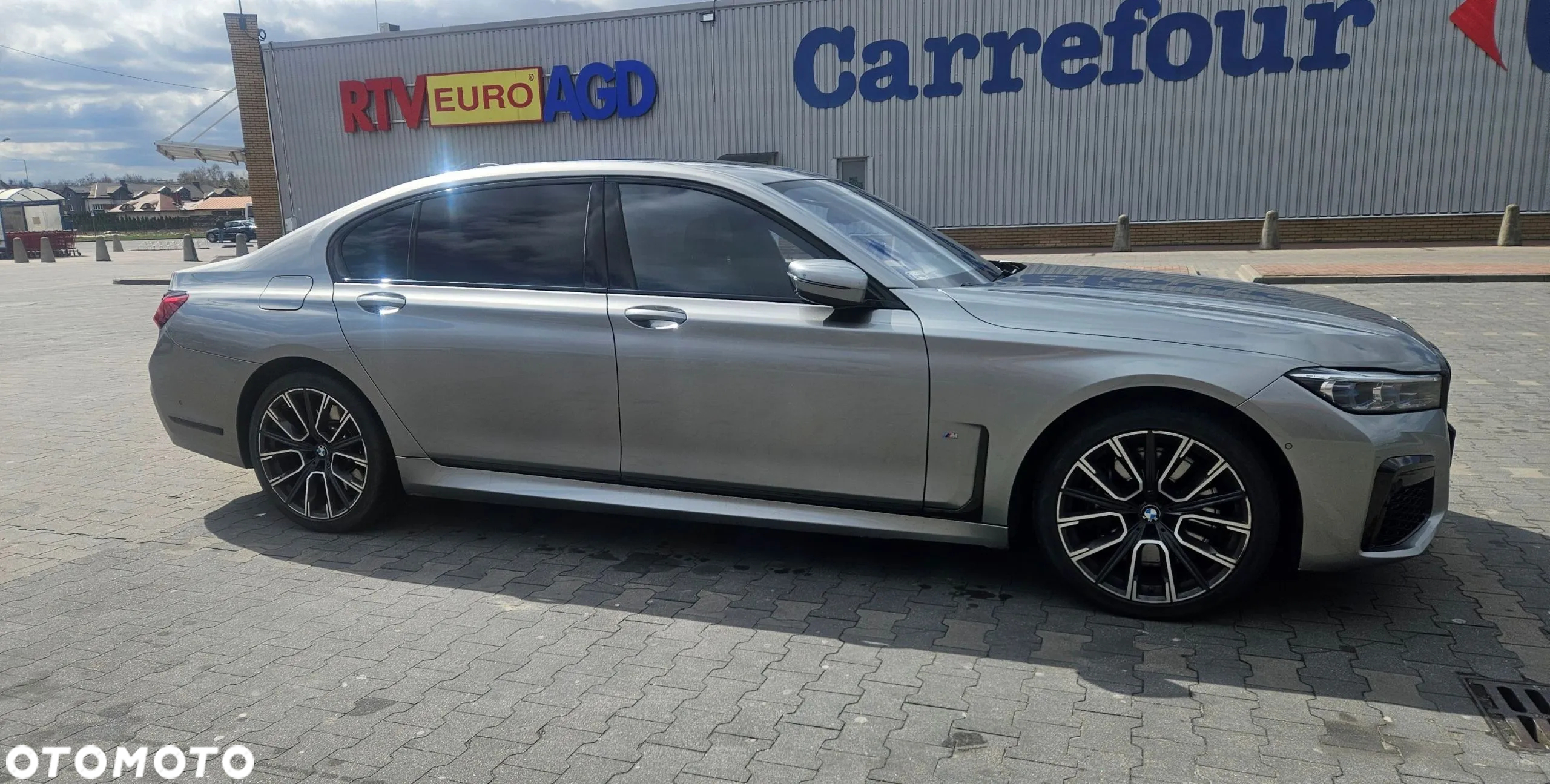 BMW Seria 7 750Li xDrive sport - 5