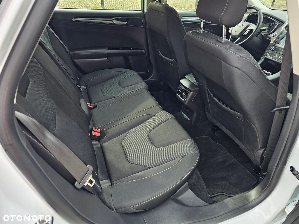 Ford Mondeo 2.0 EcoBlue Titanium - 16