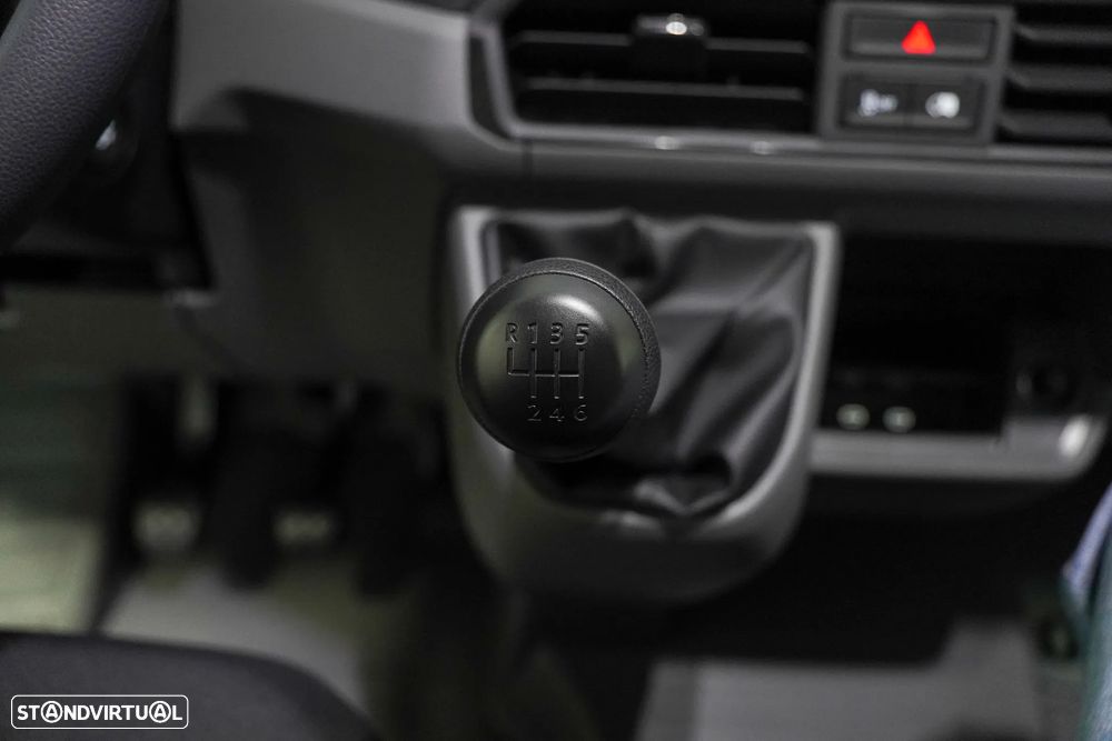 VW Crafter 35 2.0 TDI L3H3 - 23