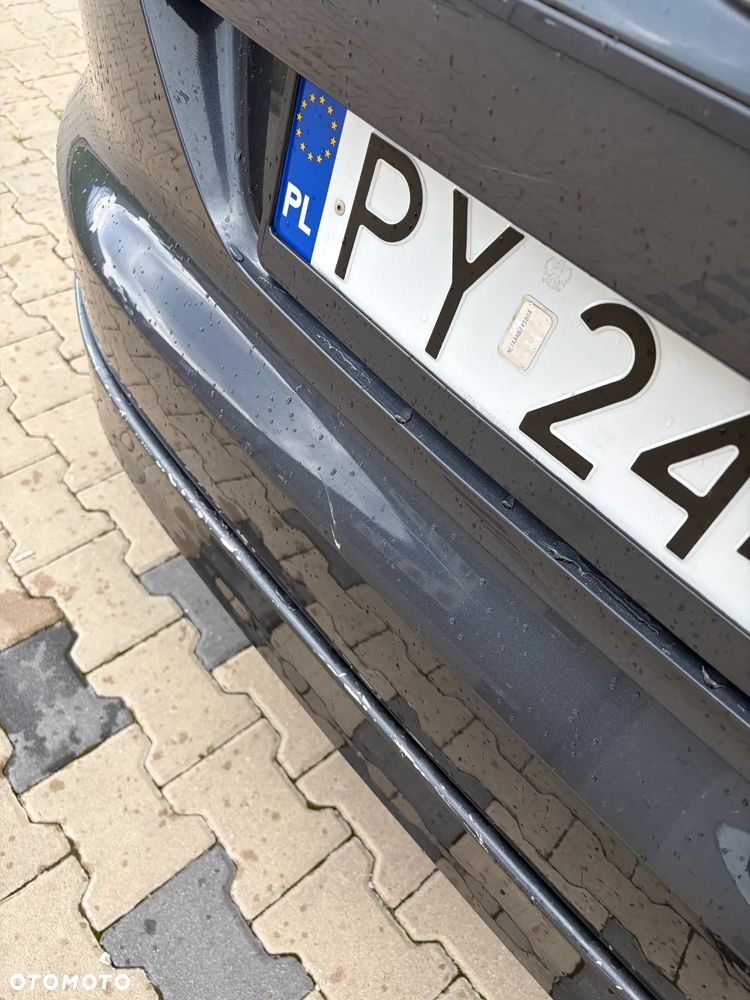 Ford Mondeo - 36
