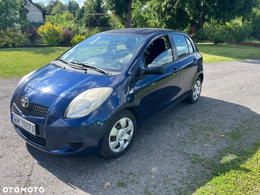 Toyota Yaris - 2