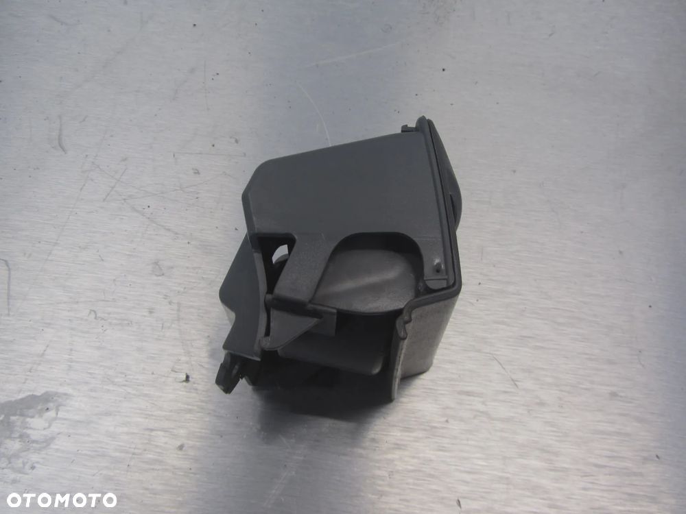 Iveco Daily 06->uchwyt na kubek - 3