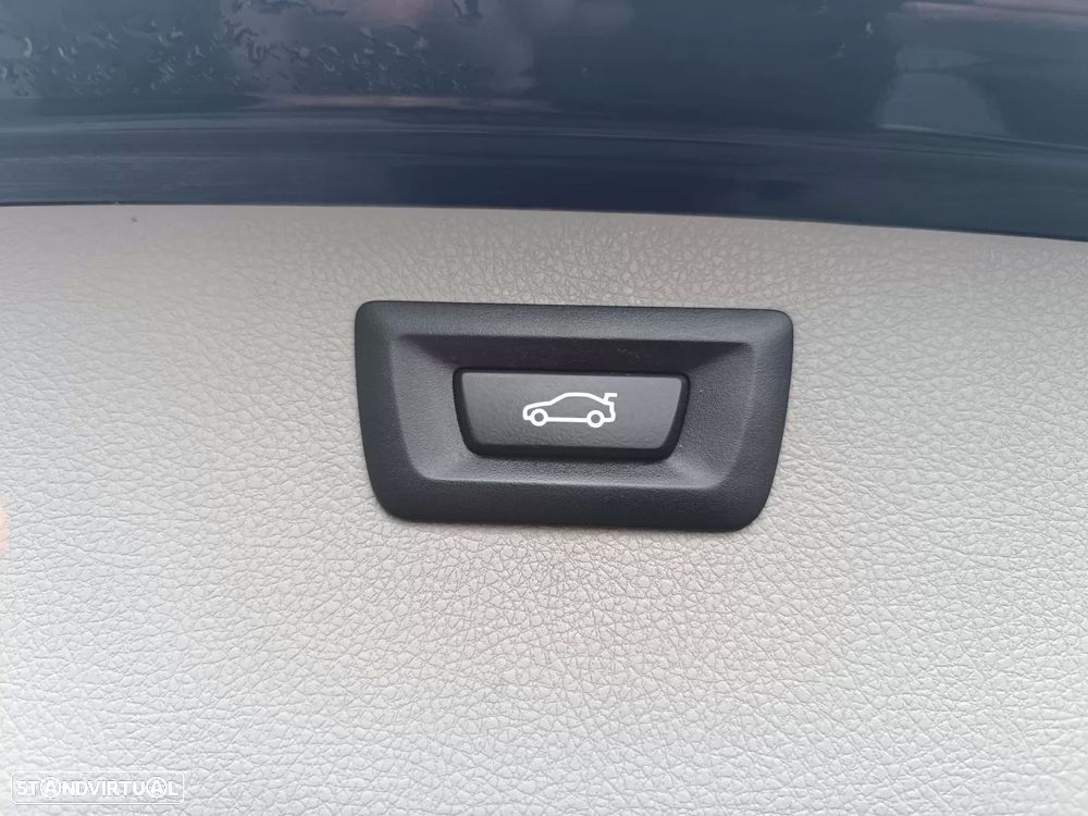 BMW 318 d Touring - 21