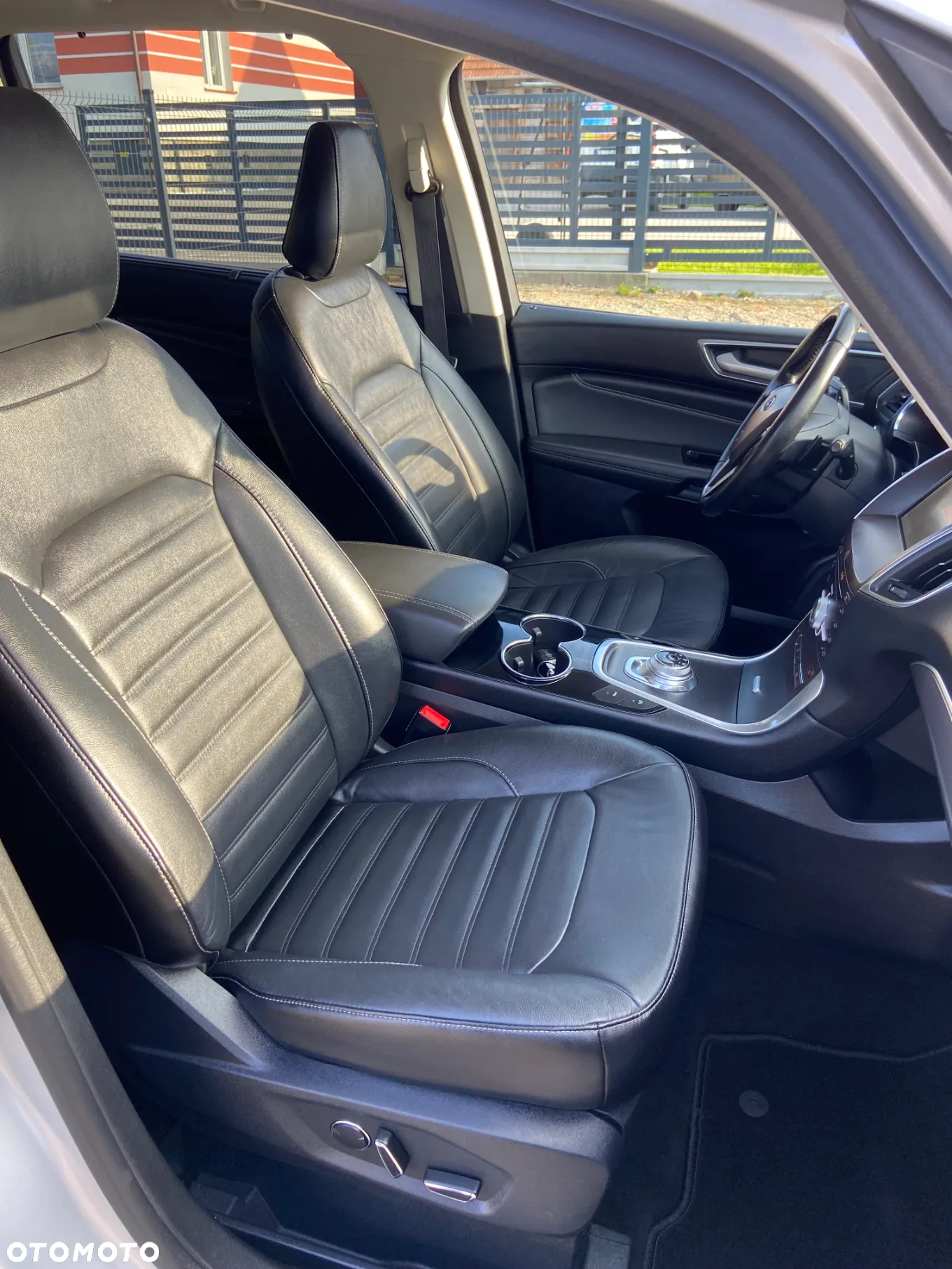 Ford Galaxy - 29