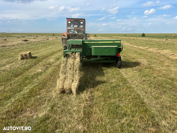 John Deere 336