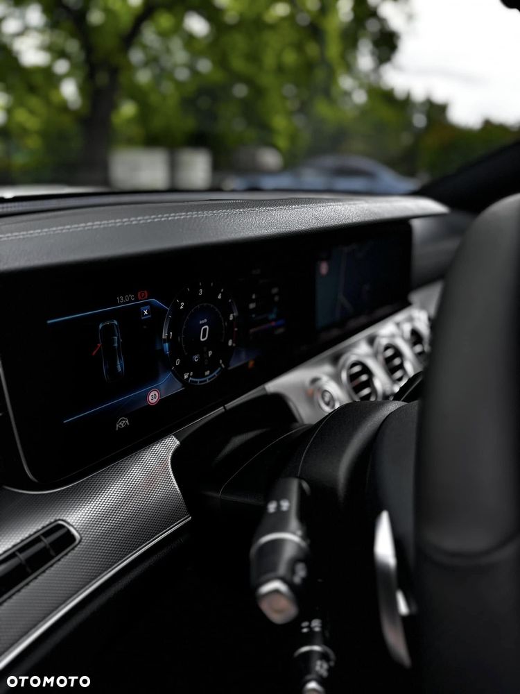 Mercedes-Benz Klasa E 220 d 9G-TRONIC - 21