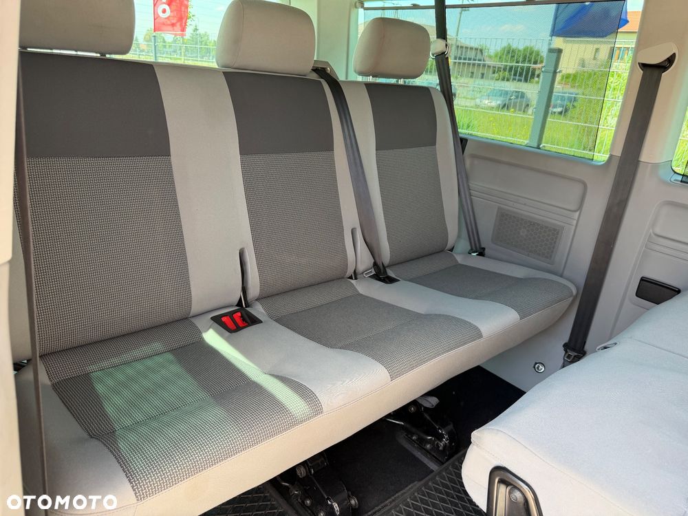 Volkswagen Transporter L2H1 - 22