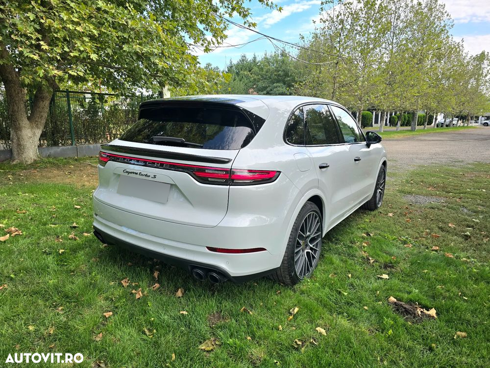 Porsche Cayenne - 6